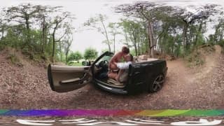 Stacy Snake lubi się rżnąć w aucie faceta