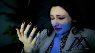 Violet Monroe - masturbacja z borówkami