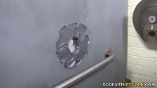 Casey Cumz possie anonimowego czarnego chuja