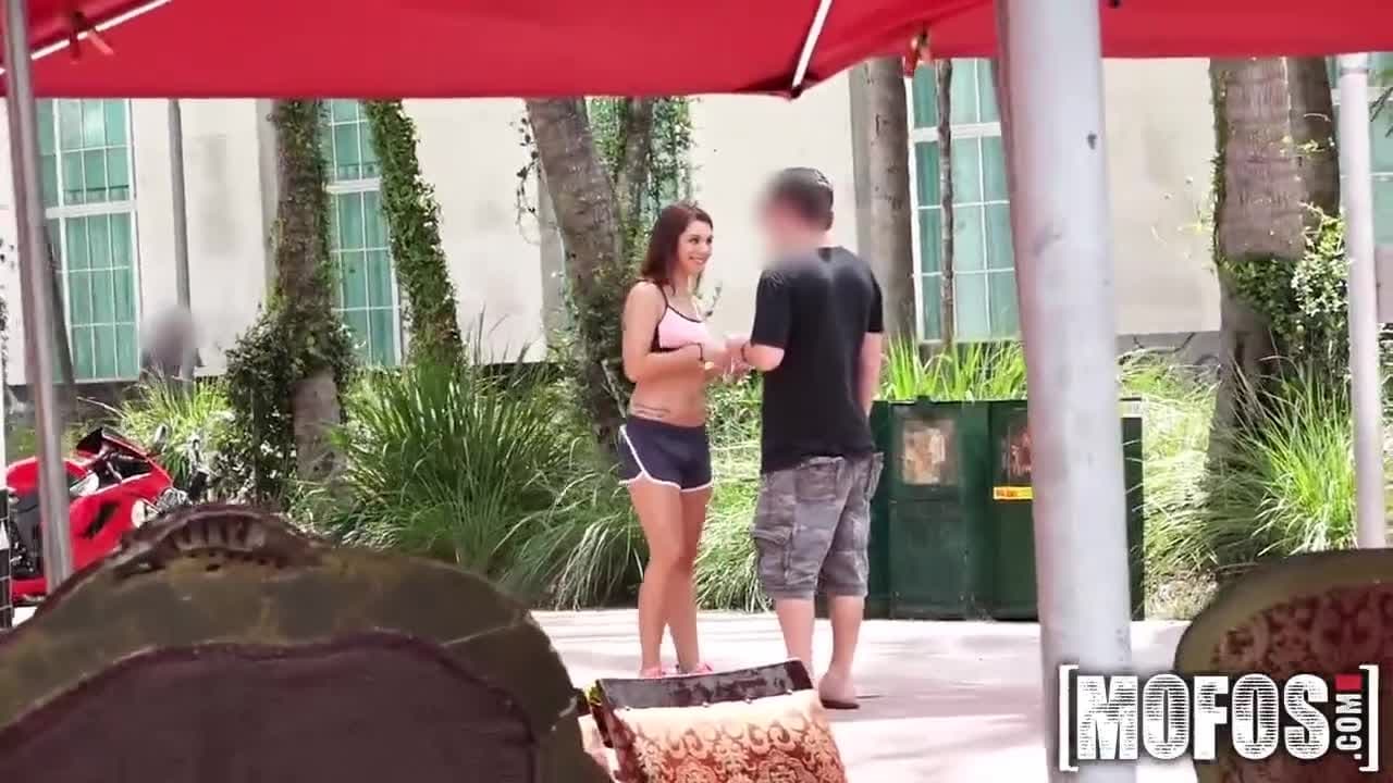 Potwierdź swoją pełnoletność