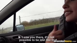 Podwiezie gorącą Nikitę i dostanie obciąganie chuja!