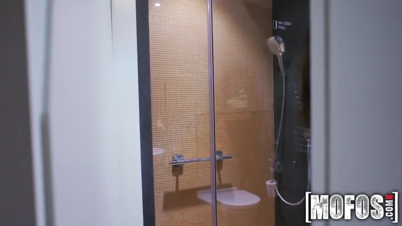 Potwierdź swoją pełnoletność