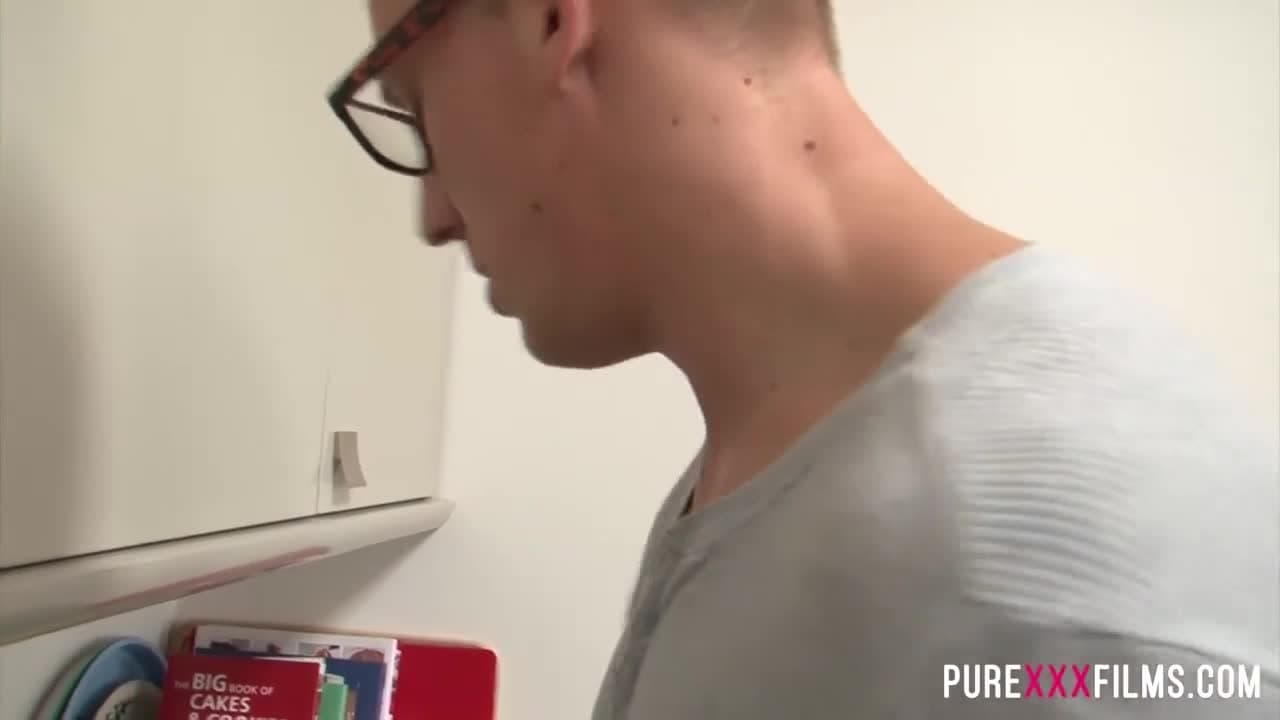 Potwierdź swoją pełnoletność