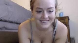 Dziwka ma dla siebie różne seks zabawki