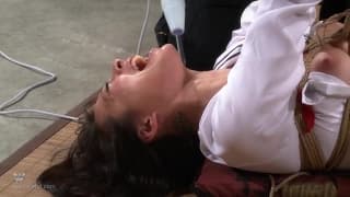 Nyssa Nevers będzie ukarana seksem bdsm