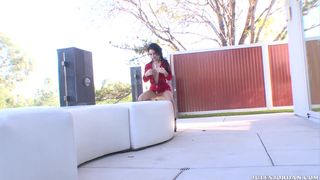 Naoliwiona, cycata Jenna Presley, seks