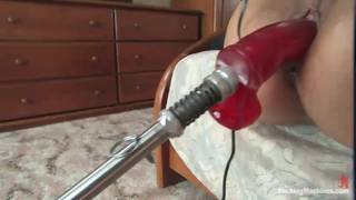 Gorąca Sandra, królowa ostrej masturbacji zabawkami