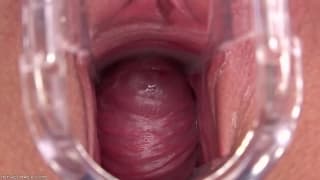 Wakacyjna masturbacja zabawkami na werandzie