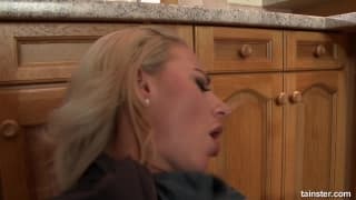 Potwierdź swoją pełnoletność