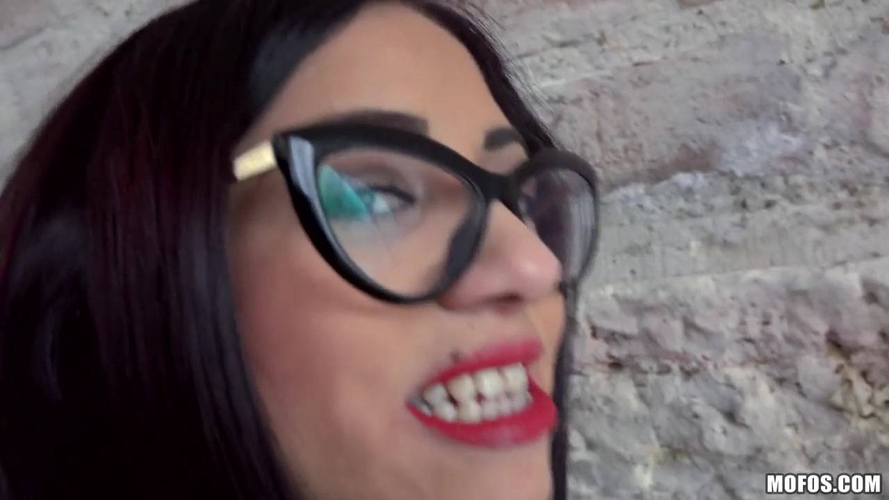 Potwierdź swoją pełnoletność