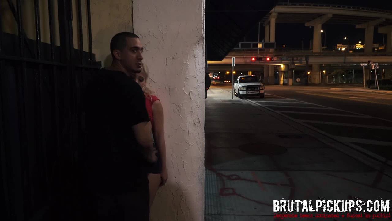 Potwierdź swoją pełnoletność