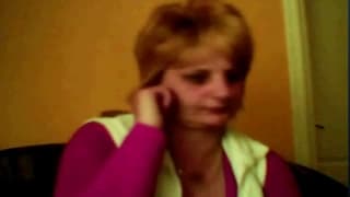 Podniecona babcia dziś w blasku fleszy!