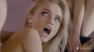 Alex Grey lubi pierdolić się w większej grupie!