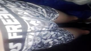 Solowa masturbacja młodego kutasa geja