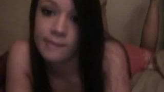 Zabawi się ze swoją pizdą i ją wypieści