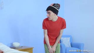 Jordi dołącza do gorącego trójkąta Avy z Leigh Jordi dołącza do gorącego trójkąta Avy z Leigh