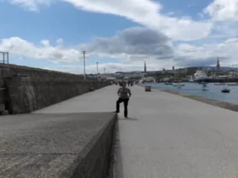 Potwierdź swoją pełnoletność