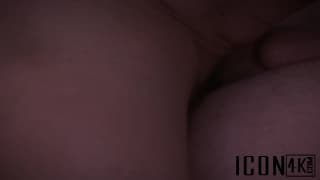 Wrócił późno do domu i obudził kochanka na seks