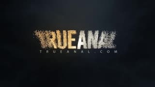 Romi Rain z wielkimi cyckami w brutalnym analu z kremowym wytryskiem