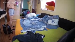 Amatorska zmysłowa scena przed kamerą