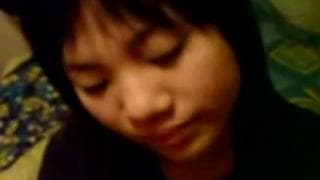 Piękna koreańska dziwka obciąga chuja