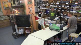 Potwierdź swoją pełnoletność