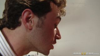 Potwierdź swoją pełnoletność