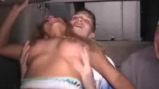 Młodzi chłopcy zamówili latynoską dziwkę