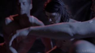 Adriana Chechik i Kristen Scott w skwierczącym trójkącie i seksie