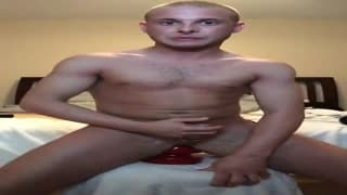 Gej ma doskonałą seks zabawkę do analu