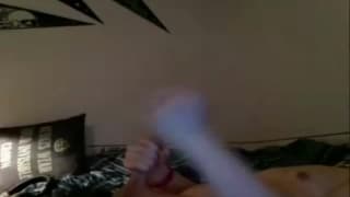 Transseksualny emo wali chuja i tryska