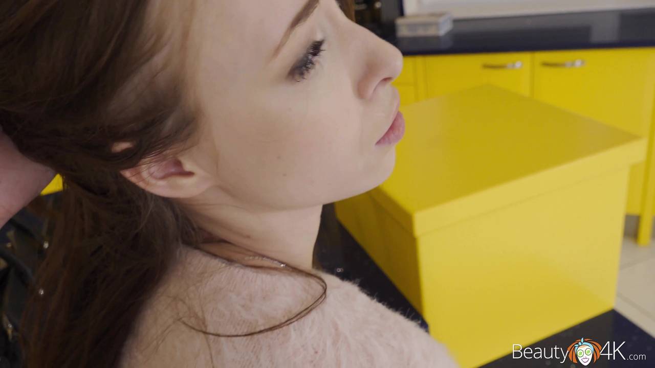 Potwierdź swoją pełnoletność