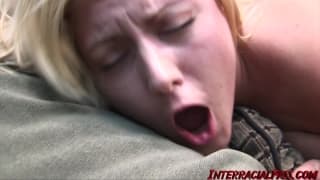 Seksowna Velicity Von wyjebana czarną wielką pałą