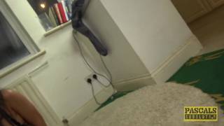 Ostry seks BDSM z cycatą brunetką Princess Jas