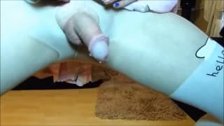 Przed kamerą podniecona trans trzepie chuja