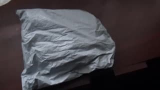 Rozpakował przesyłkę z nową seks zabawką