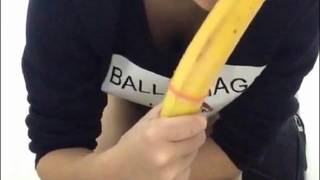 Wypierdoli się bananem bo dlaczego niby nie?