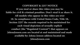 Spotkały się dwie kocice na lesbijskie zabawy