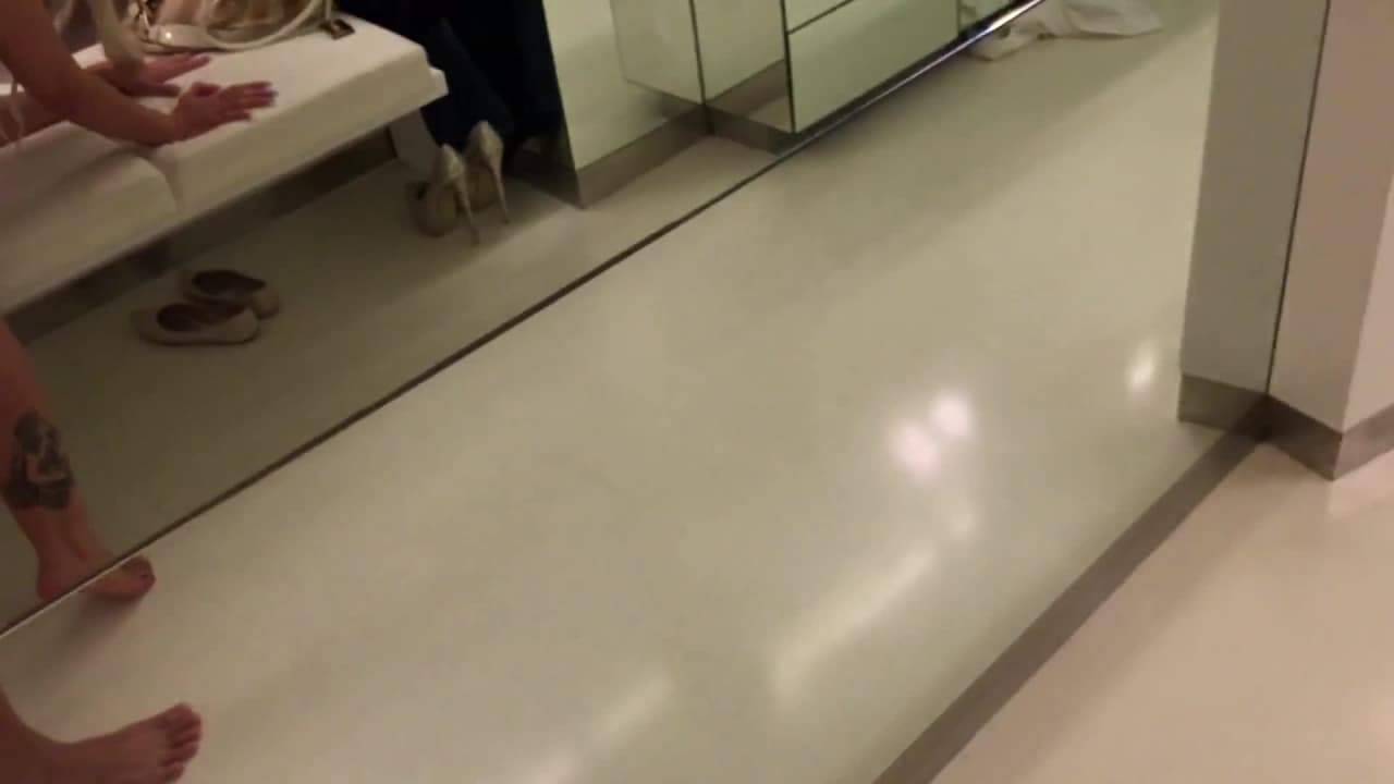 Potwierdź swoją pełnoletność