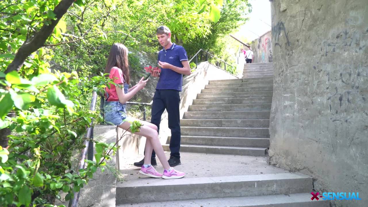 Potwierdź swoją pełnoletność