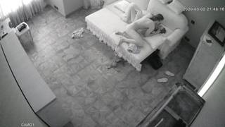 Pierdolenie w ukrytej kamerce i spust na jej twarz