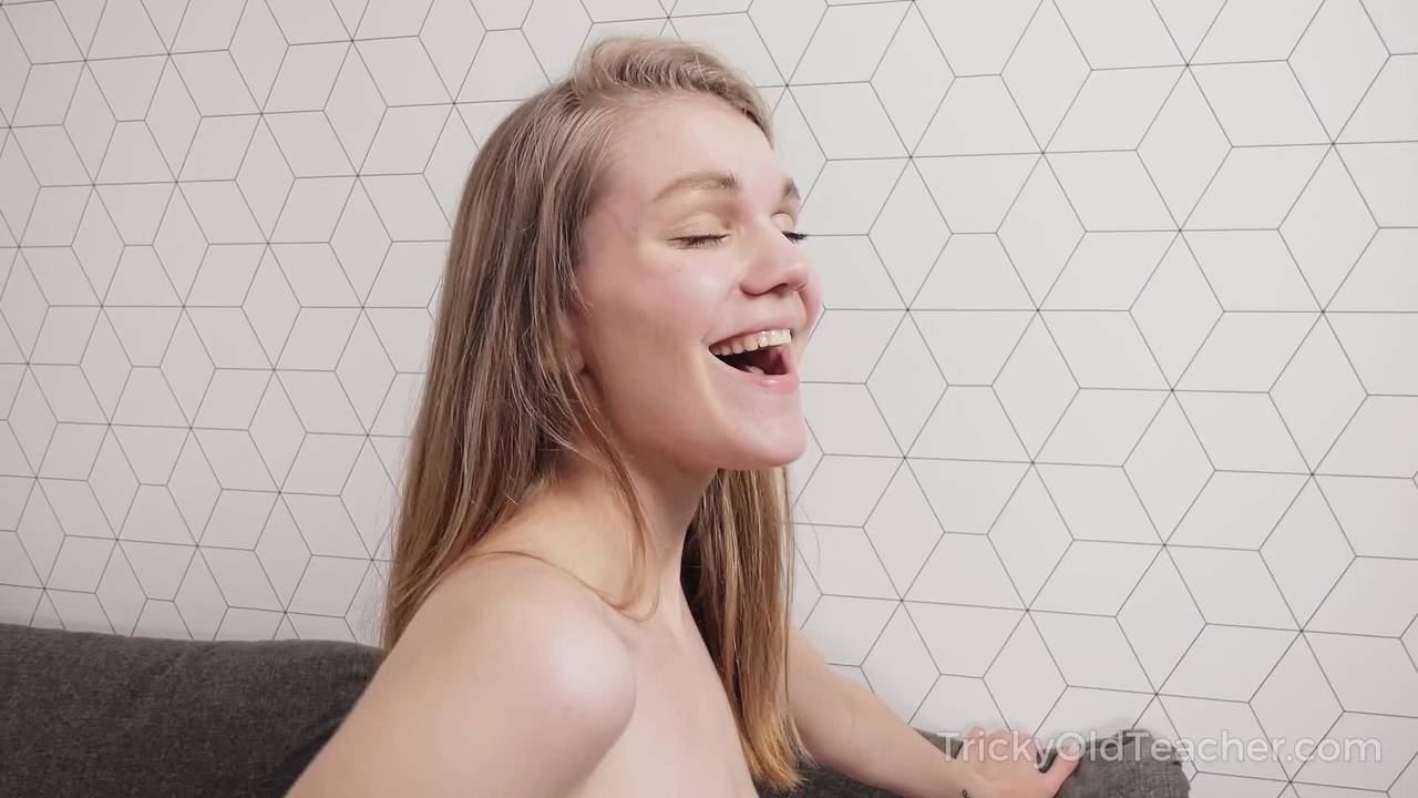 Potwierdź swoją pełnoletność