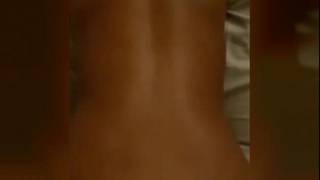 Cycata Murzynka i czarny facet rżną się w łóżku