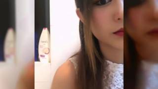 Azjatycka dziwka z owłosioną pizdą chce orgazmu