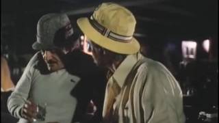 Honey Wilder chętnie zabawi się z tymi facetami!