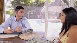 Gorąca Serena Santos z chęcią oddaje się facetowi