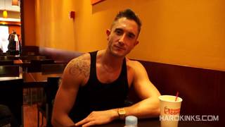 Elio Guzman rżnie się w dupy z Rubenem Mastin