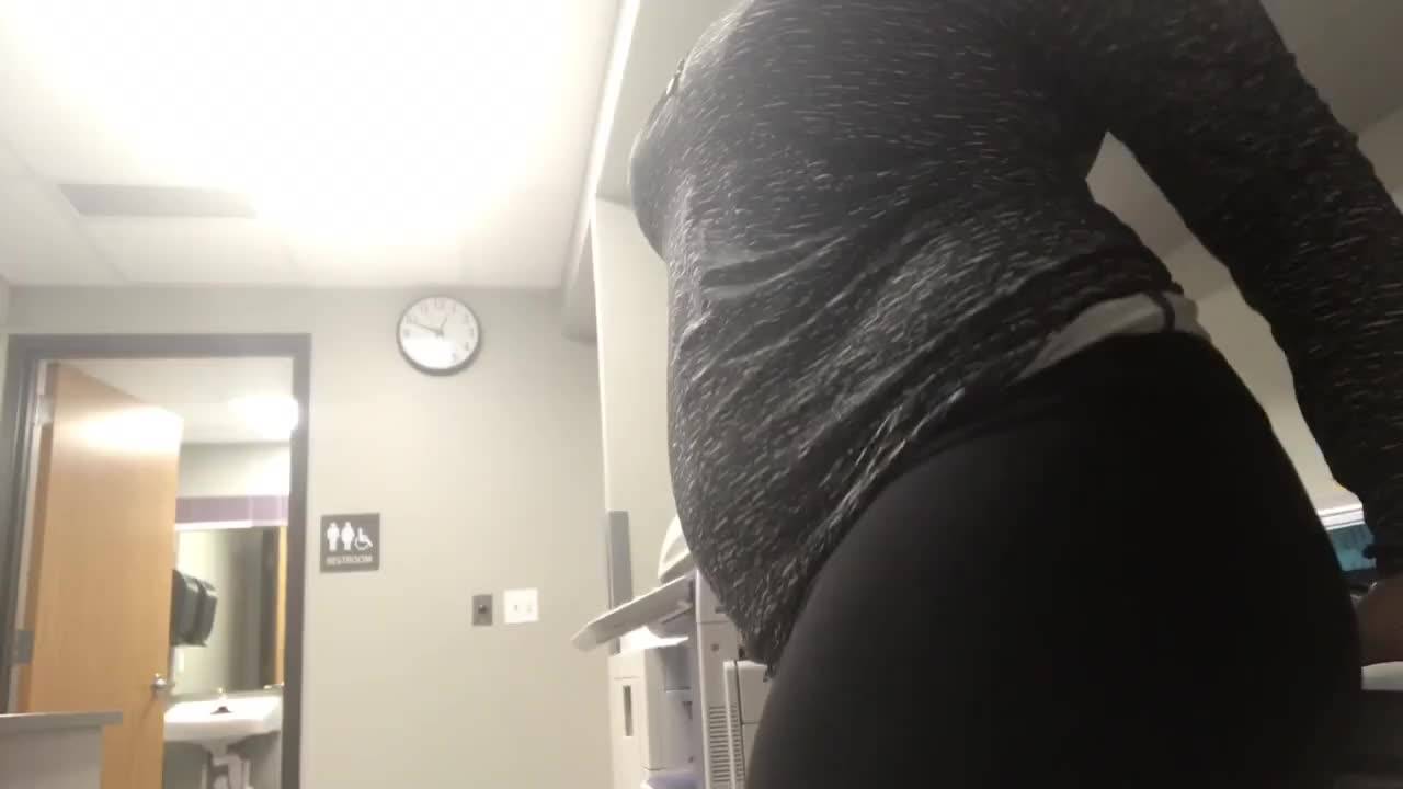 Potwierdź swoją pełnoletność