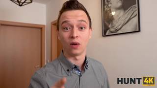 Kiara Lord dostaje rżnięcie od świętego Mikołąja!