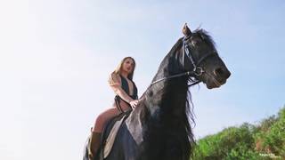 Adelle Torres pokazuje seksowne ciało na plaży